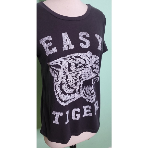 CHASER Easy Tiger Graphic Tee Shirt - Picture 6 of 9